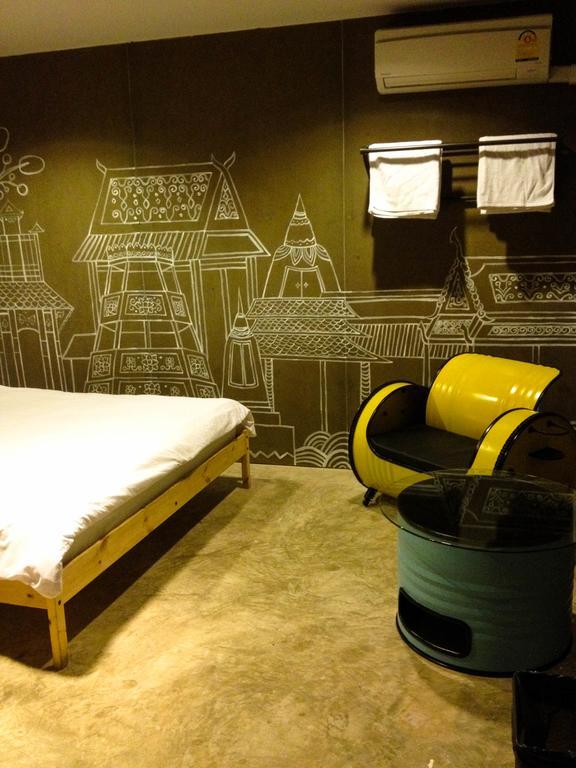 Mile Map Hostel Bangkok Exterior photo